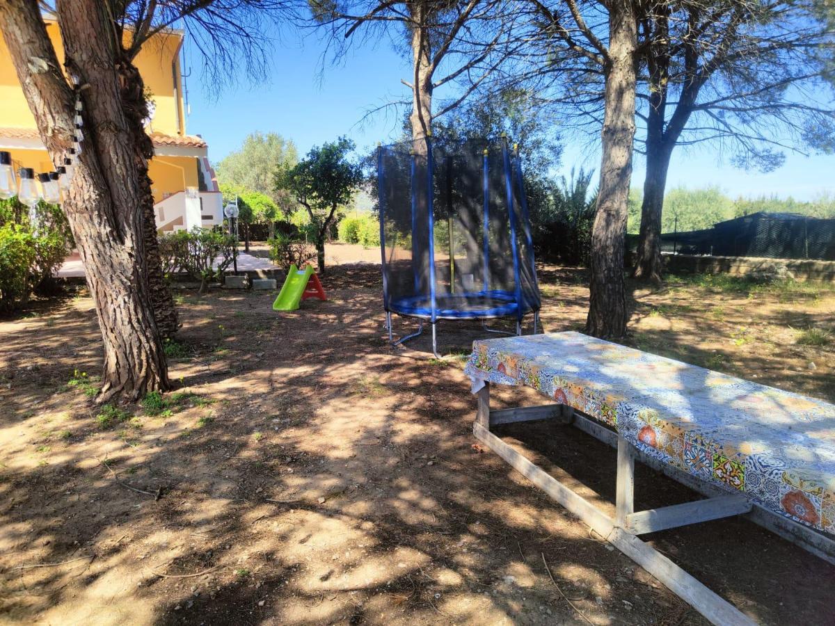 Villa Gioia Relais Avola Bagian luar foto