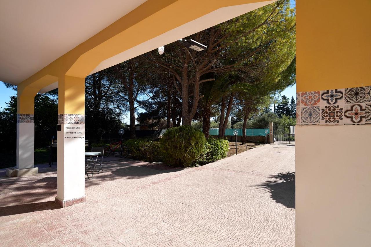 Villa Gioia Relais Avola Bagian luar foto
